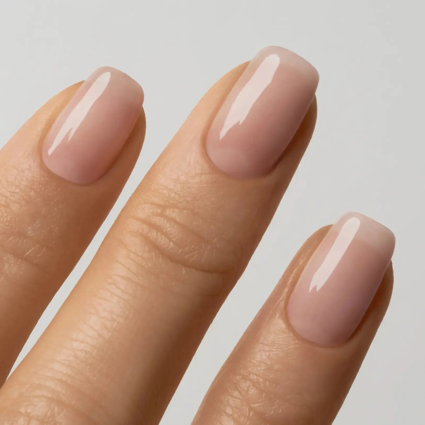 AHA Nail Sheer Bare LIPPMANN